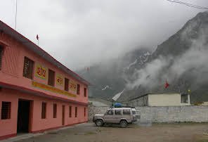 badrinath - sheshnetra ashramam